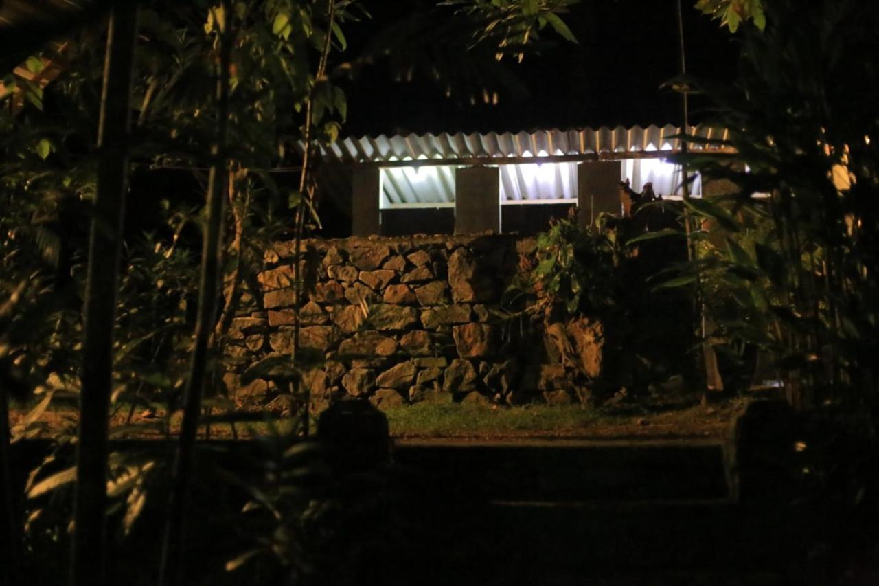 Hidden Well Hiriketiya Hostel Dickwella Exterior photo
