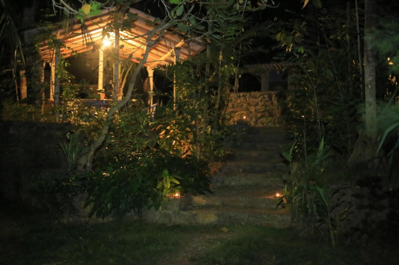 Hidden Well Hiriketiya Hostel Dickwella Exterior photo